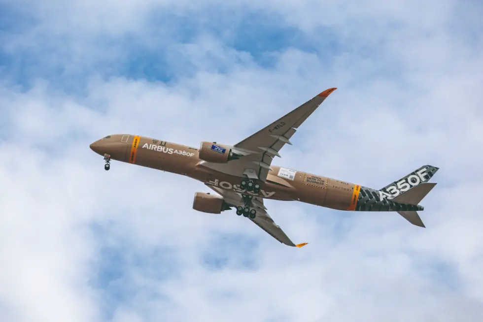 El carguero Airbus A350F realiza con éxito su primer vuelo